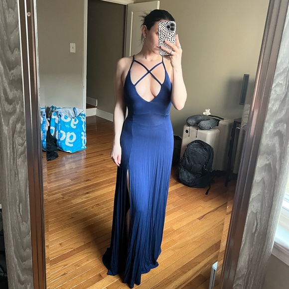 LULU’S | maxi dress. - Picture 4 of 6